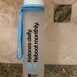 Pruvit Shaker Bottle